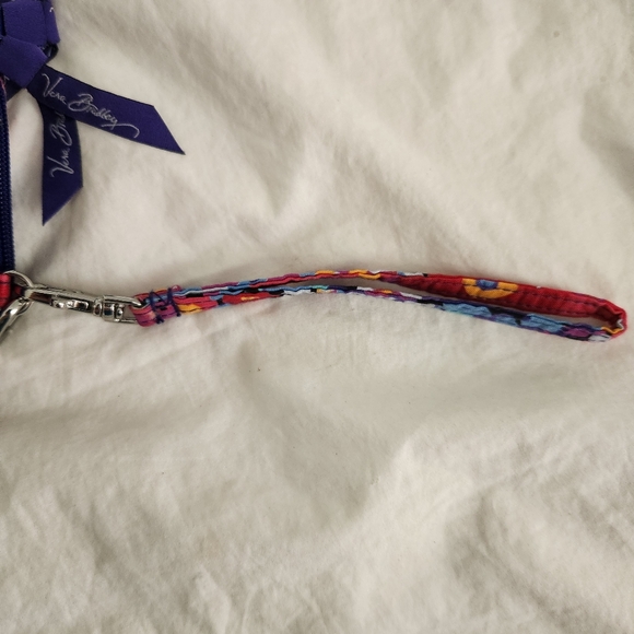 Vera Bradley 3-In-1 Convertible Wristlet Wallet Crossbody - Floral RFID - Picture 6 of 10